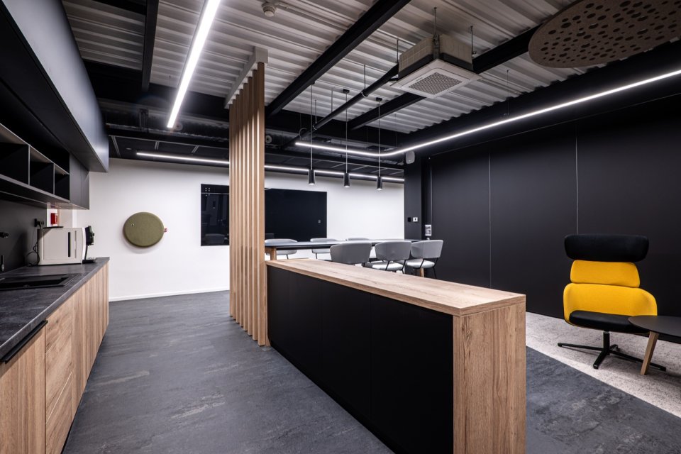 Amplla Shield EX Mercury 21 — photo 2 of 3